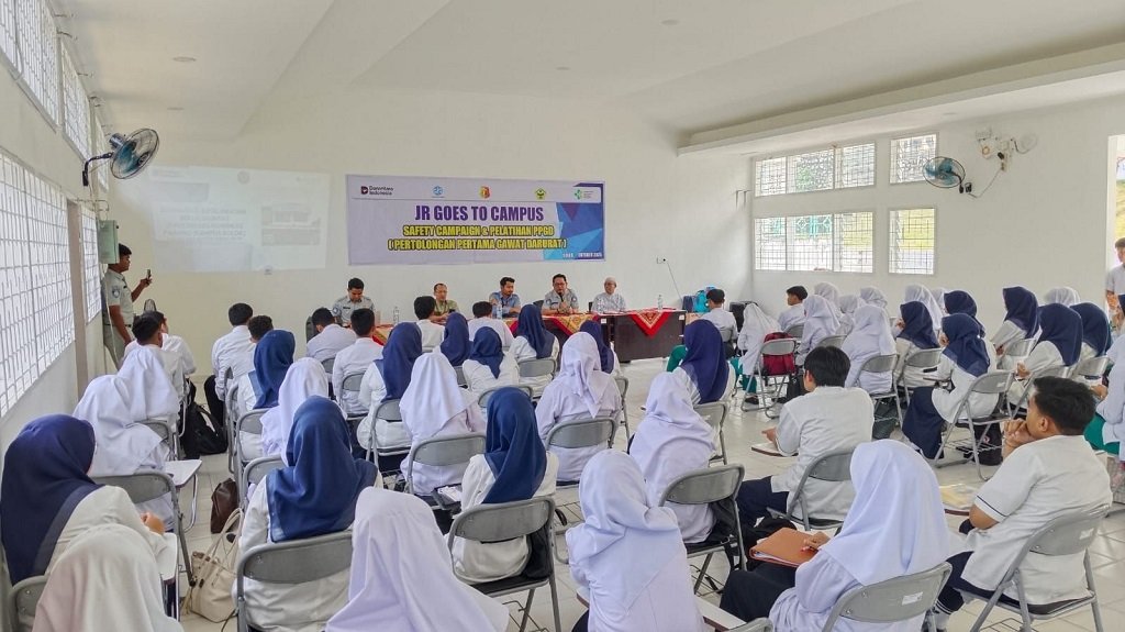 Jasa Raharja Berikan Edukasi Keselamatan dan Pelatihan PPGD kepada Mahasiswa Poltekkes Solok Jasa Raharja Berikan Edukasi Keselamatan dan Pelatihan PPGD kepada Mahasiswa Poltekkes Solok