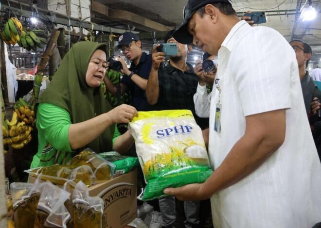Bulog Tingkatkan Operasi Pasar: Strategi Menjaga Harga dan Stok Aman