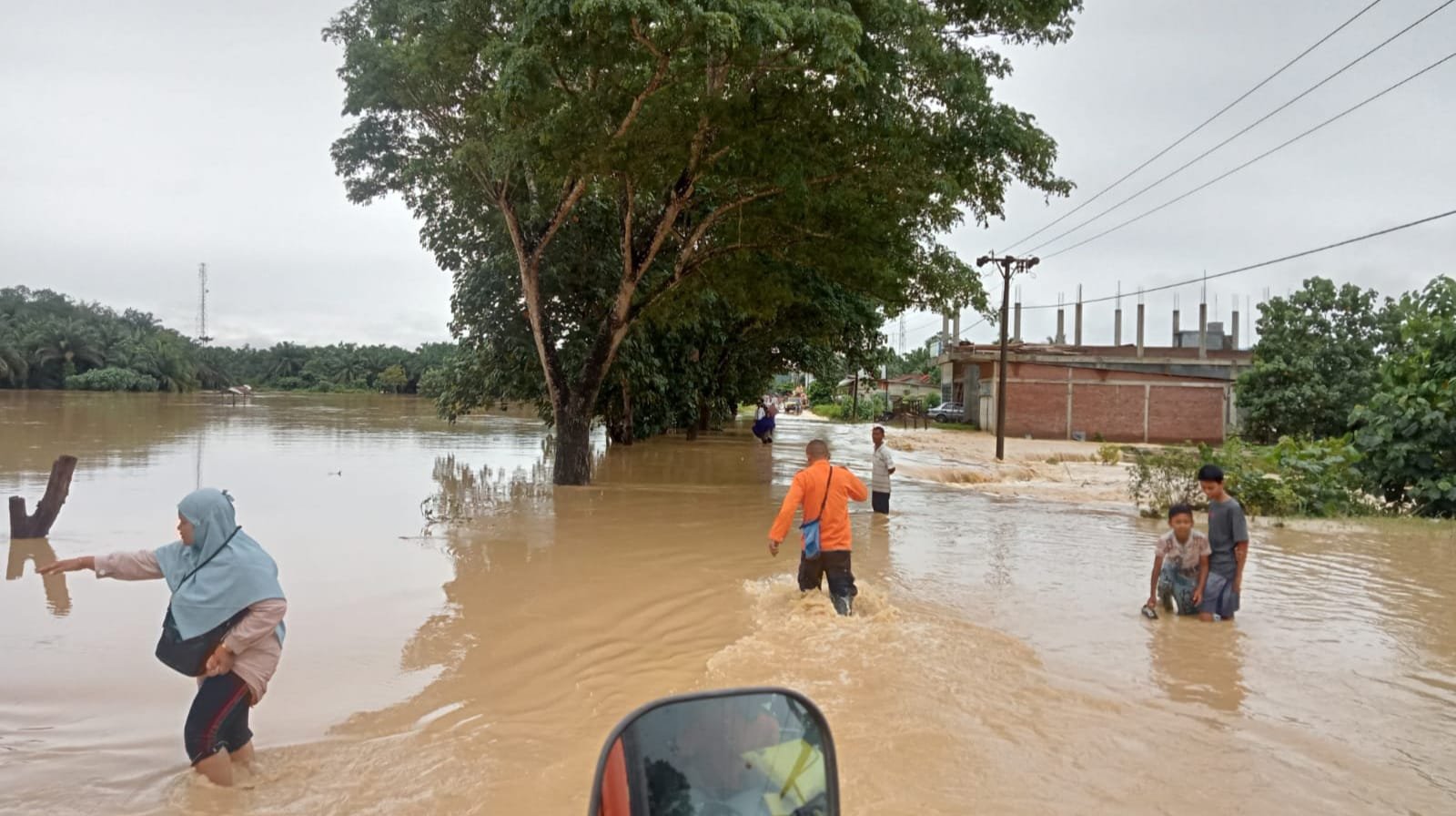 3.698 Rumah Terendam Banjir di Aceh Timur: Warga Mengungsi dan Aktivitas Lumpuh
