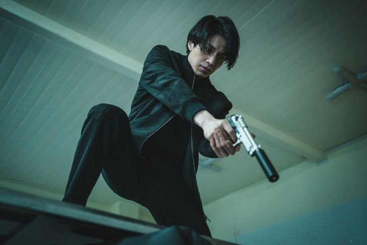 Lee Dong-wook Bocorkan Aksi Lebih Intens di A Shop for Killers Season 2