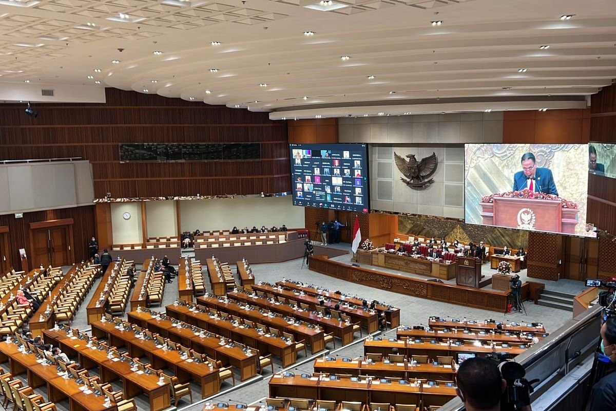 Pengesahan RUU KUHAP oleh DPR RI 2025: Fokus pada Perlindungan Hak Saksi, Tersangka, dan Keadilan Restoratif