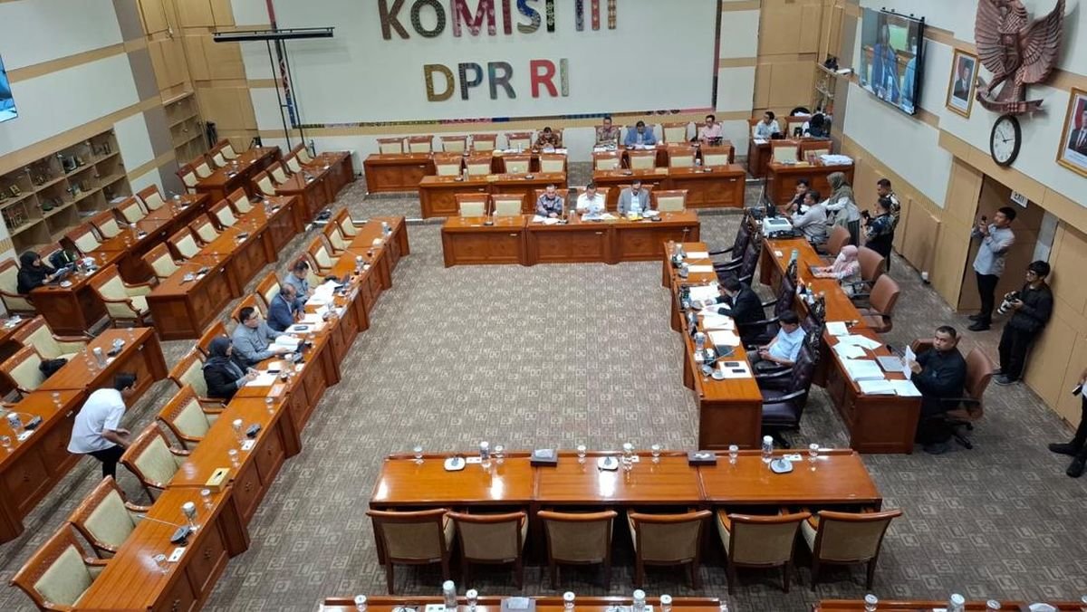 RUU Penyesuaian Pidana 2025: Perubahan Penting Pidana Minimum dan Denda KUHP