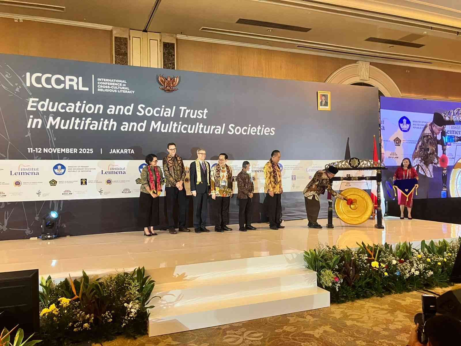 Konferensi LKLB 2025: Mendikdasmen Ajak Sikap Terbuka di Tengah Keberagaman