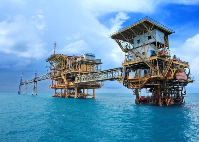 Minyak Brent dan WTI Naik, Pasar Pantau Suku Bunga The Fed dan Kesepakatan Damai Ukraina