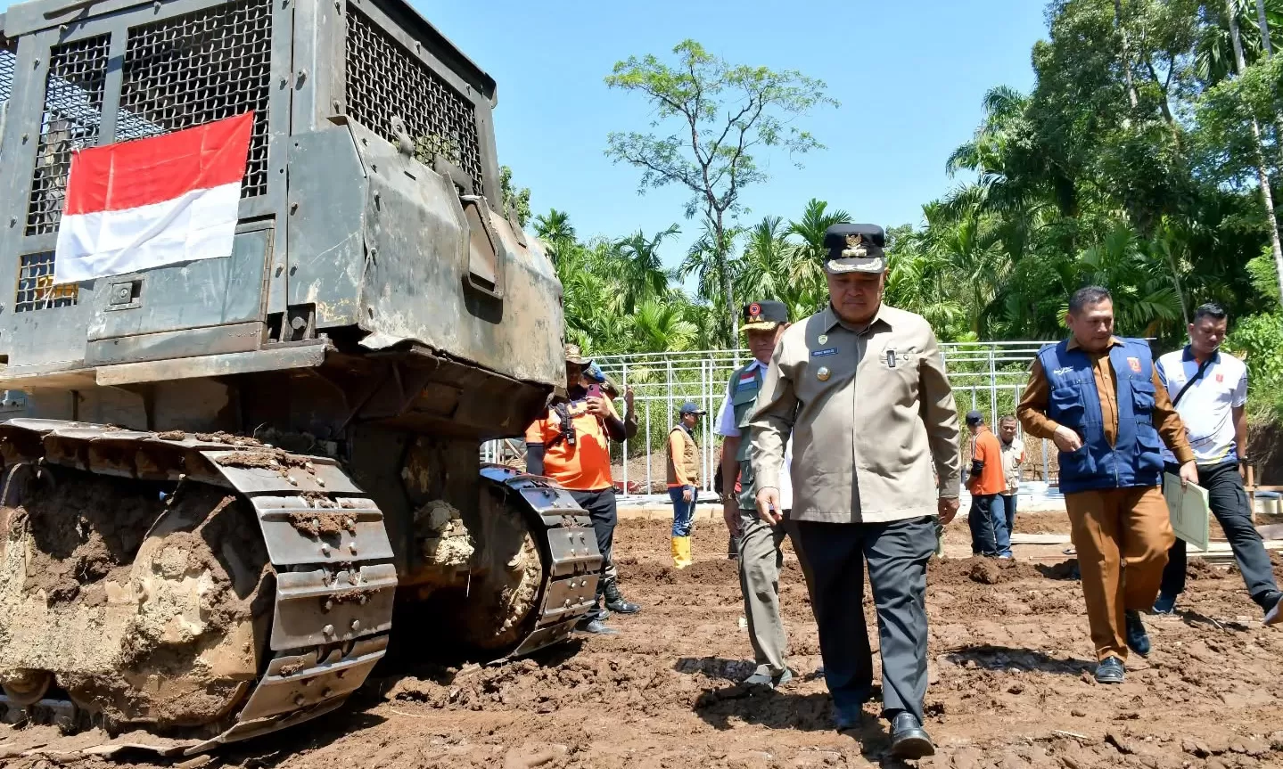 BNPB & Pemkab Agam Targetkan Huntara Tahap I Rampung 30 Desember 2025