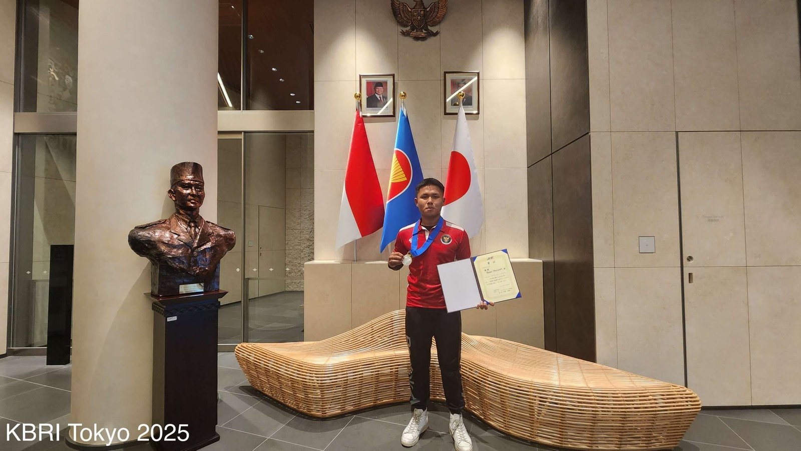 Damar Tetuko Harimurti Raih Emas di Fujinomiya Paragliding Accuracy International Open 2025