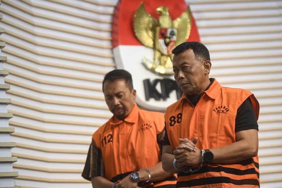 KPK Geledah Rumah Mantan Bupati Ponorogo dan Sita Dokumen serta Senjata Api