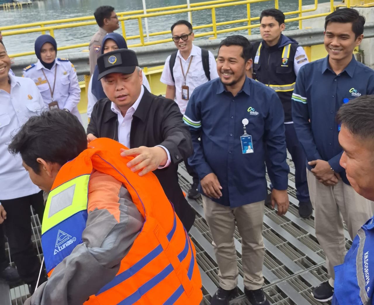 Menhub Pastikan Kesiapan Angkutan Natal dan Tahun Baru 2025/2026 di Danau Toba