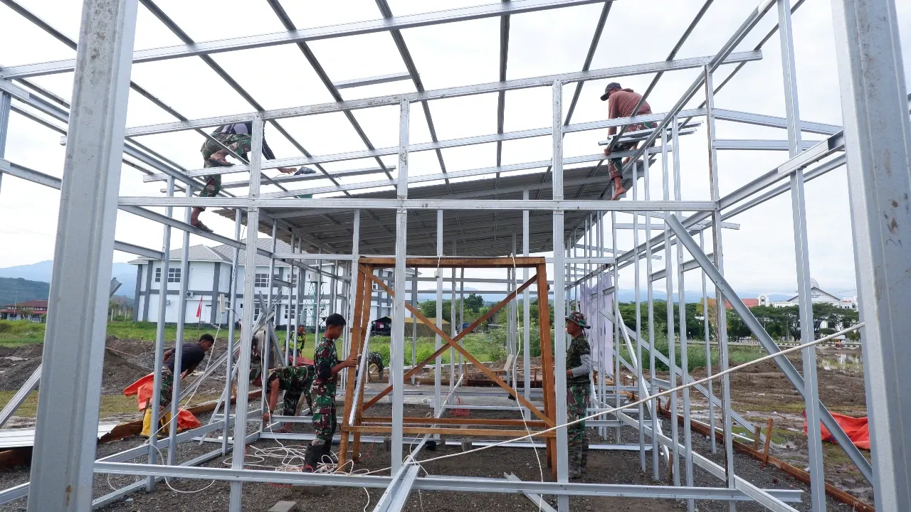 Pemerintah Percepat Penyaluran Dana Tunggu Hunian Bagi Korban Bencana di Sumatra