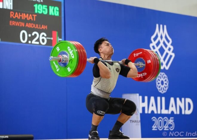 Rahmat Erwin Abdullah Sumbang Emas Angkat Besi SEA Games 2025 Thailand, Dipersembahkan untuk Sang Anak
