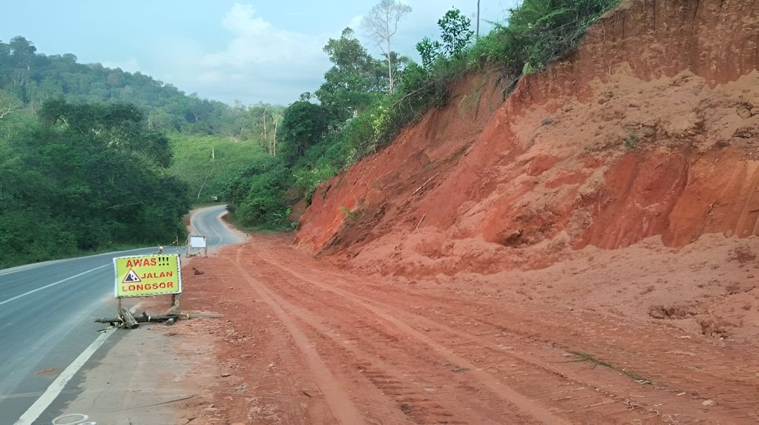 Update Jalan Bypass Banjarbaru-Batulicin Tertutup Longsor: BPBD dan PUPR Turun Tangan