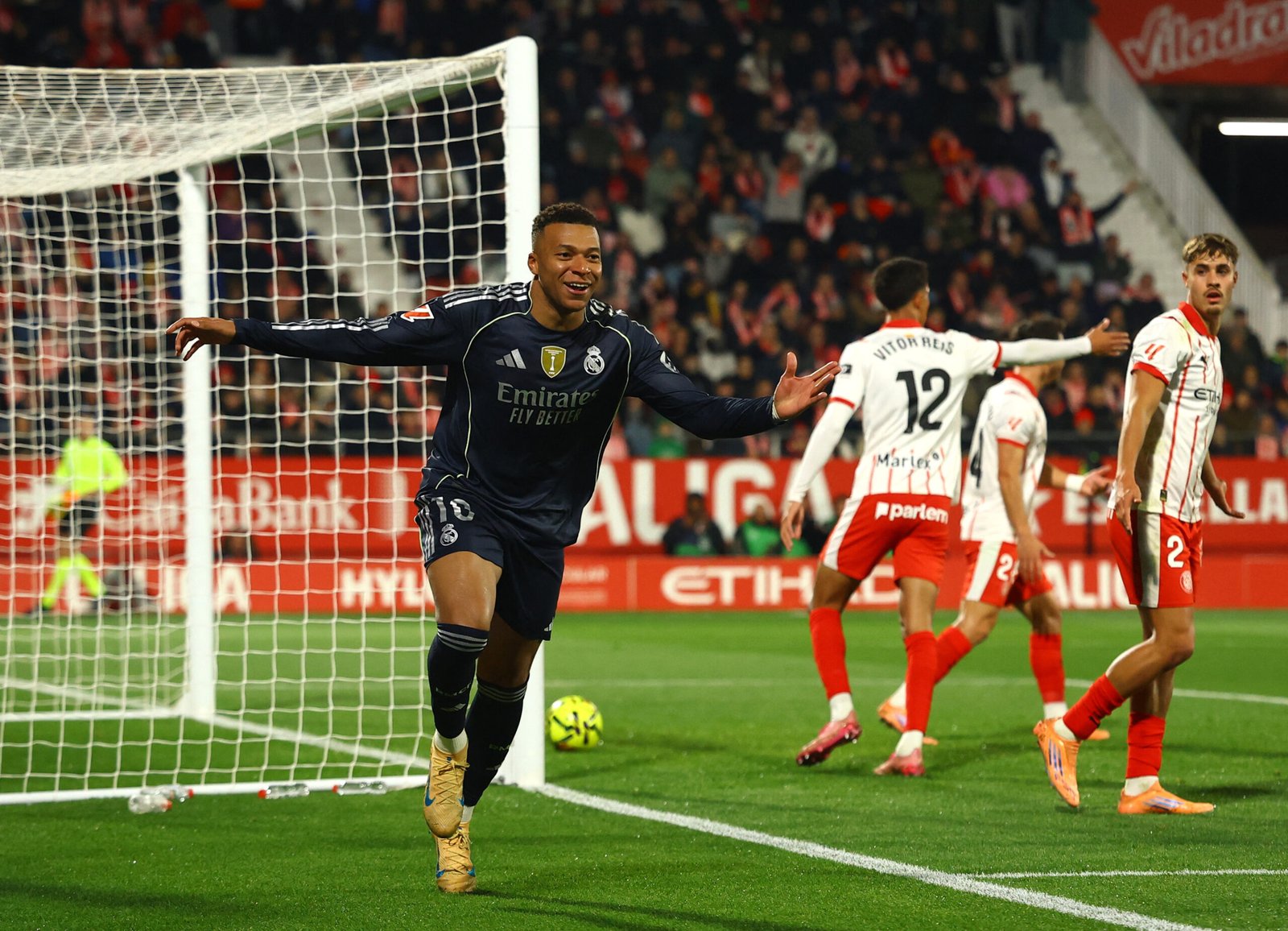 Real Madrid Ditahan Girona 1-1, Penalti Mbappe Selamatkan Los Blancos