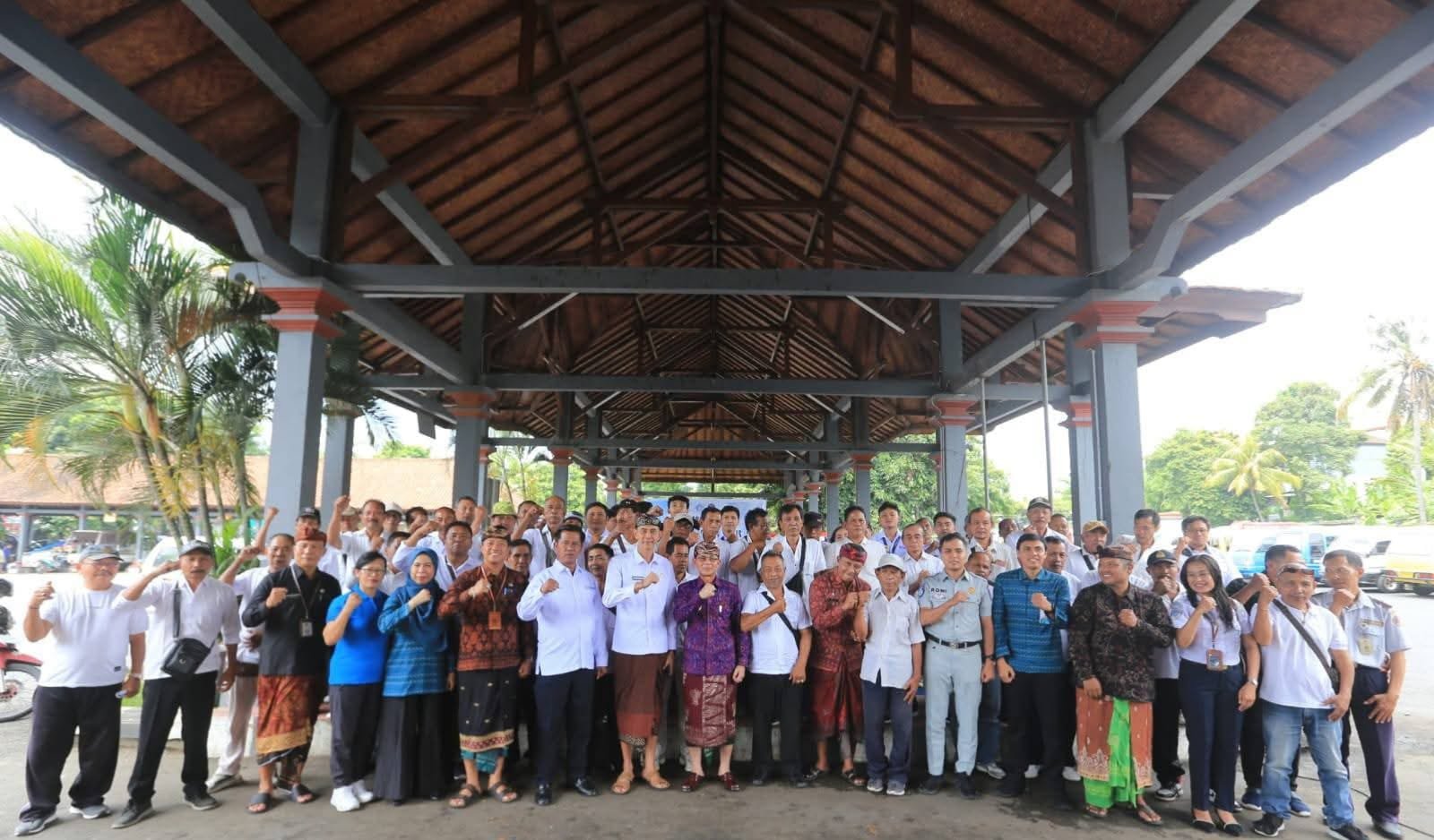 Jasa Raharja Bali Hadiri Launching Angkutan Siswa Gratis di Klungkung