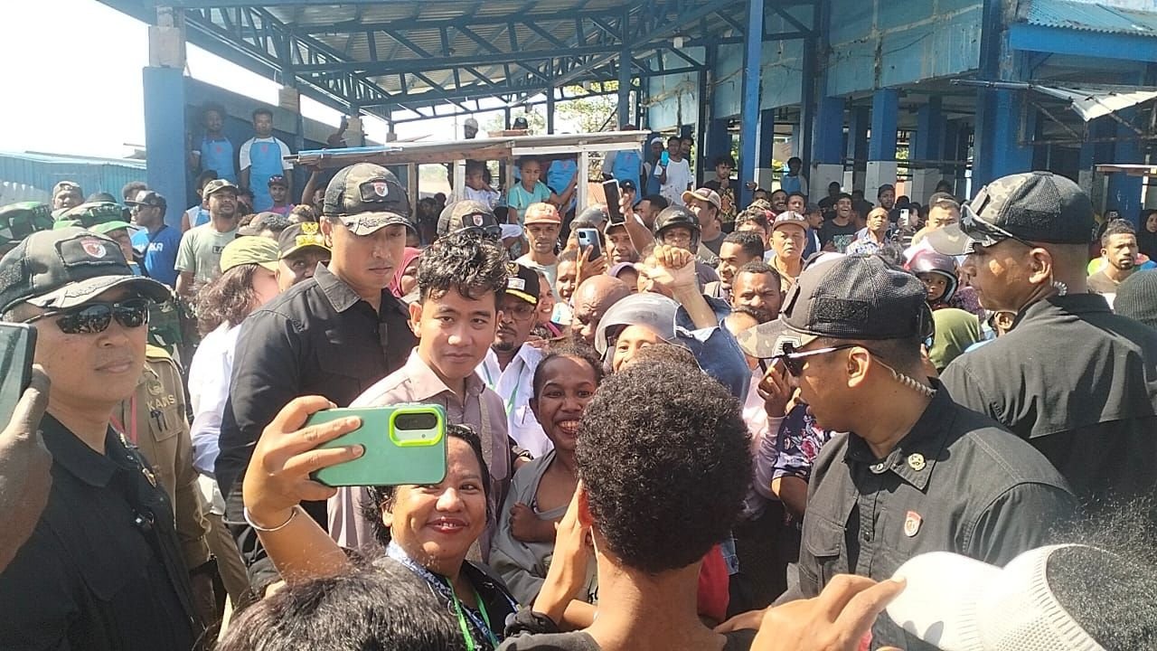 Wapres Tinjau Pasar Ikan Biak, Tekankan Mutu Perikanan untuk Ekspor