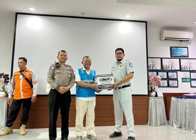 Sinergi Jasa Raharja, Polres Purwakarta, dan RS Siloam Gelar Pelatihan PPGD serta Safety Riding di PLN UP3 Purwakarta