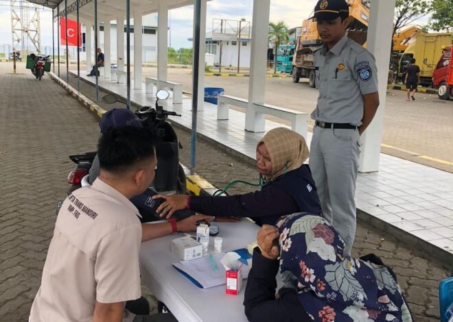 Peduli Keselamatan, Jasa Raharja Watampone Gelar Pemeriksaan Kesehatan Gratis di Pelabuhan Bajoe