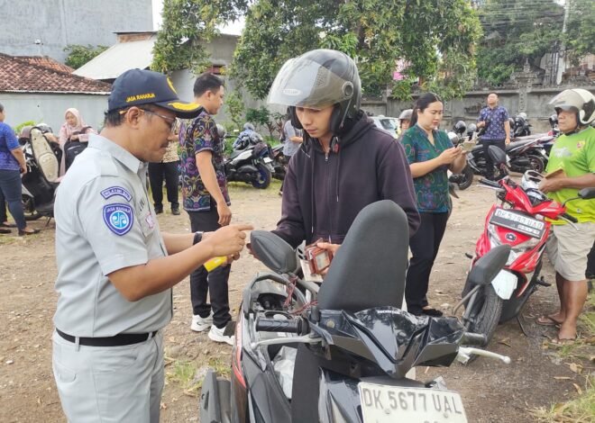 Jasa Raharja Cabang Singaraja Ikut Laksanakan Operasi Gabungan di Jalan Ahmad Yani Banyuasri
