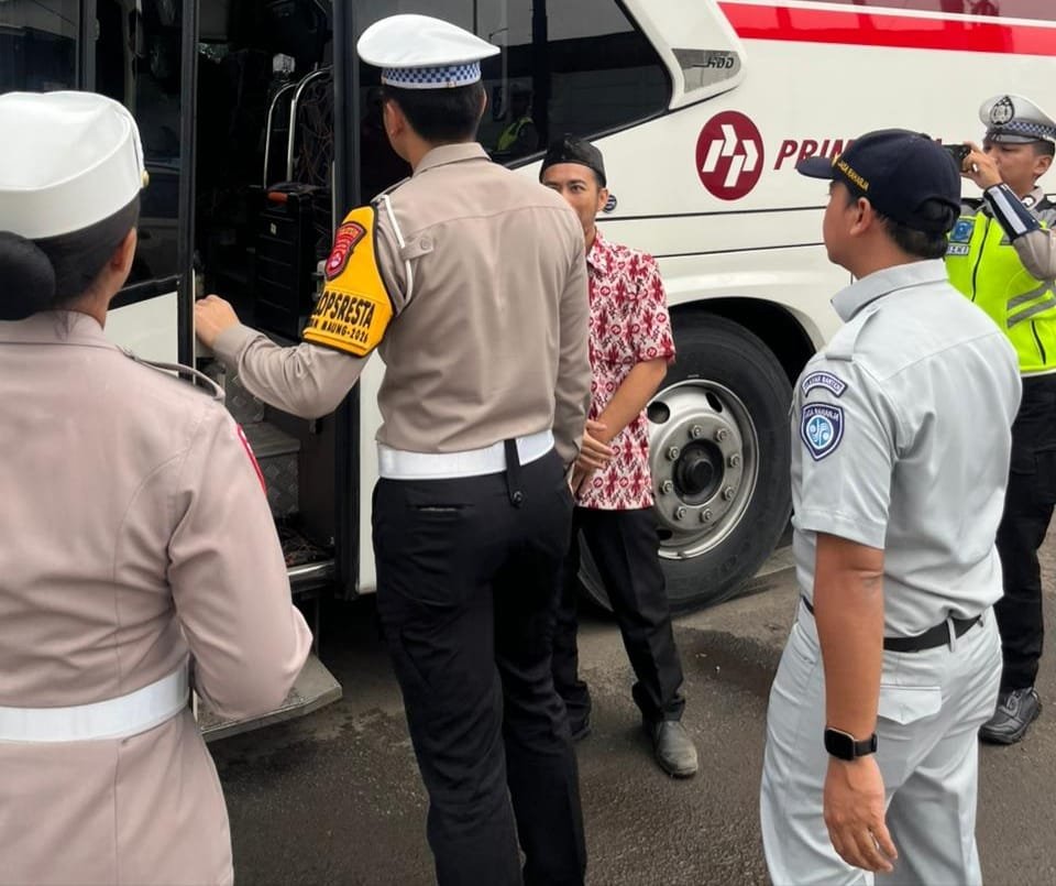 Jasa Raharja Kantor Wilayah Banten Berpartisipasi dalam Kegiatan Rampcheck Kendaraan Angkutan Umum di Wilayah Kota Serang