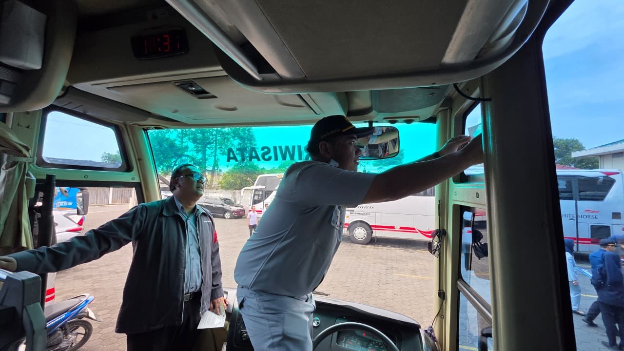 Cegah Kecelakaan Sejak Dini, Jasa Raharja DIY Perkuat Budaya Safety Lewat Stiker Practical Guidance 