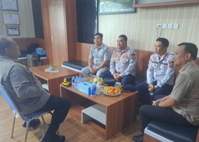 Upaya Keselamatan Lalu Lintas, Jasa Raharja Cabang Cirebon Gelar Forum Lalu Lintas dan Angkutan Jalan (FLLAJ) di Polresta Cirebon