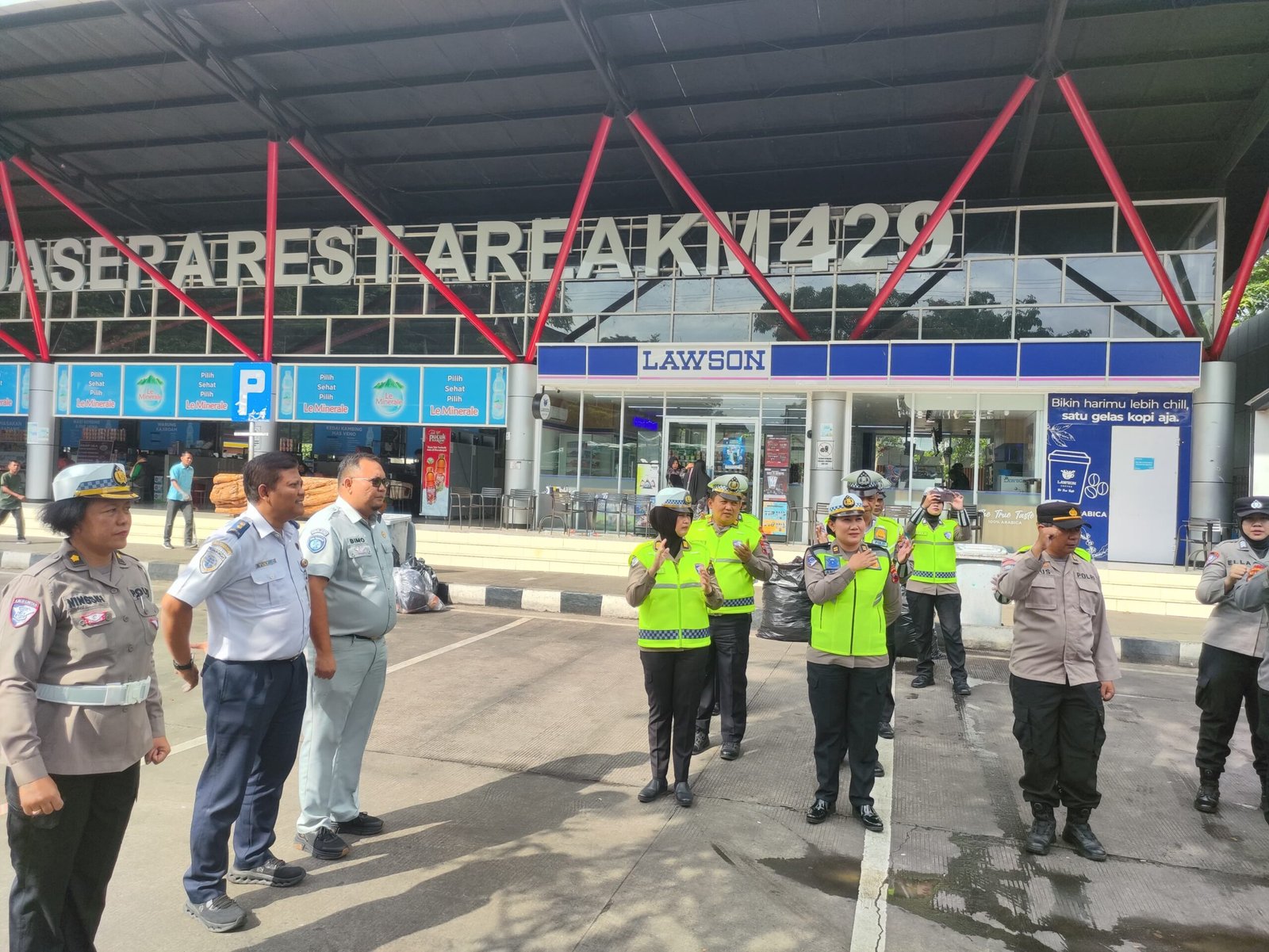 Jasa Raharja Kanwil Jateng Laksanakan Giat Rampcheck Gabungan di Rest Area 429 Jalur A 