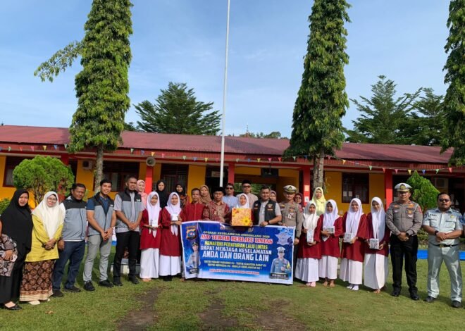 Jasa Raharja Sumbar Edukasi Pelajar SMAN 1 VII Koto Sungai Sariak, Kenalkan Kesamsatan hingga Aplikasi JR Safety Road