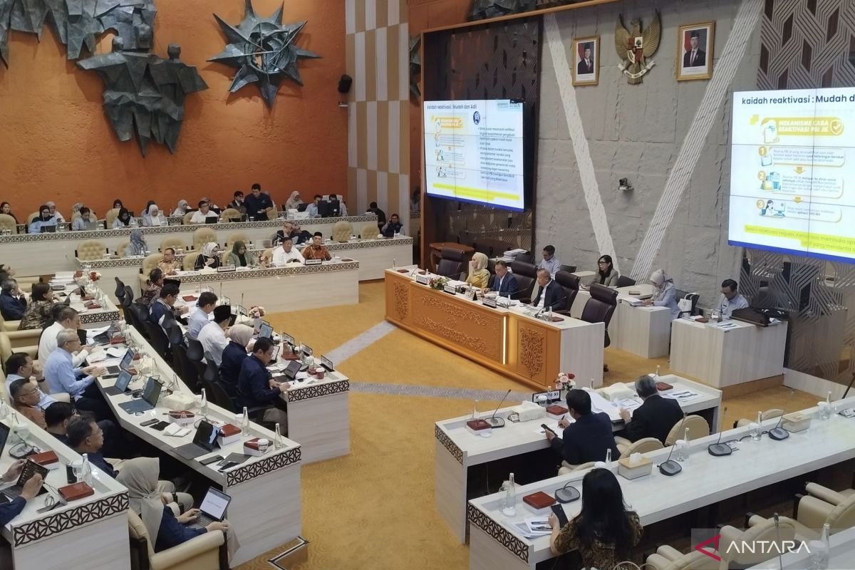 Dasco Pimpin Rapat DPR Bahas Penyesuaian Program PBI JKN