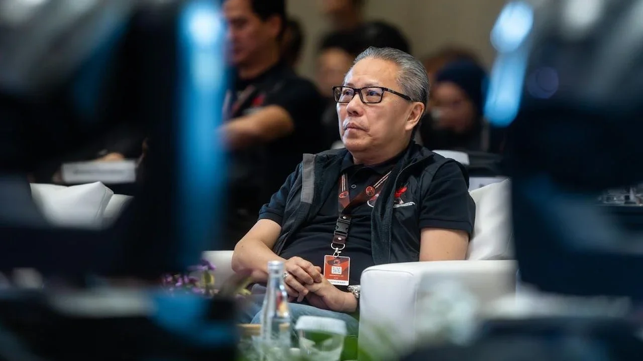 F-PDIP Tegaskan DPR Belum Putuskan Penutupan Minimarket demi Koperasi Desa Merah Putih