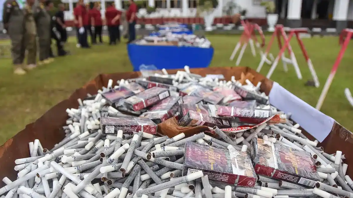 Peneliti Usulkan Penindakan Rokok Ilegal Diperkuat di Wilayah Produksi