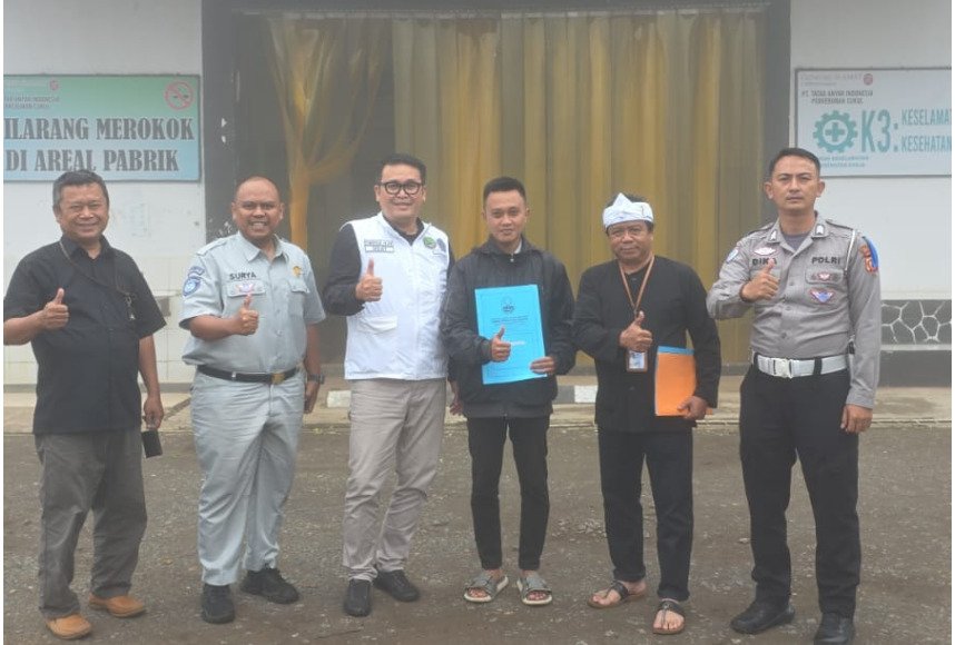 Jasa Raharja Jawa Barat dan Tim Pembina Samsat Soreang Laksanakan Operasi Khusus ke PT Perkebunan Cukul Pangalengan Kabupaten Bandung