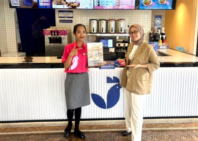 Gandeng J-Chicken Cabang Sulfat, Jasa Raharja  Penyerahan Voucher bagi Wajib Pajak Taat
