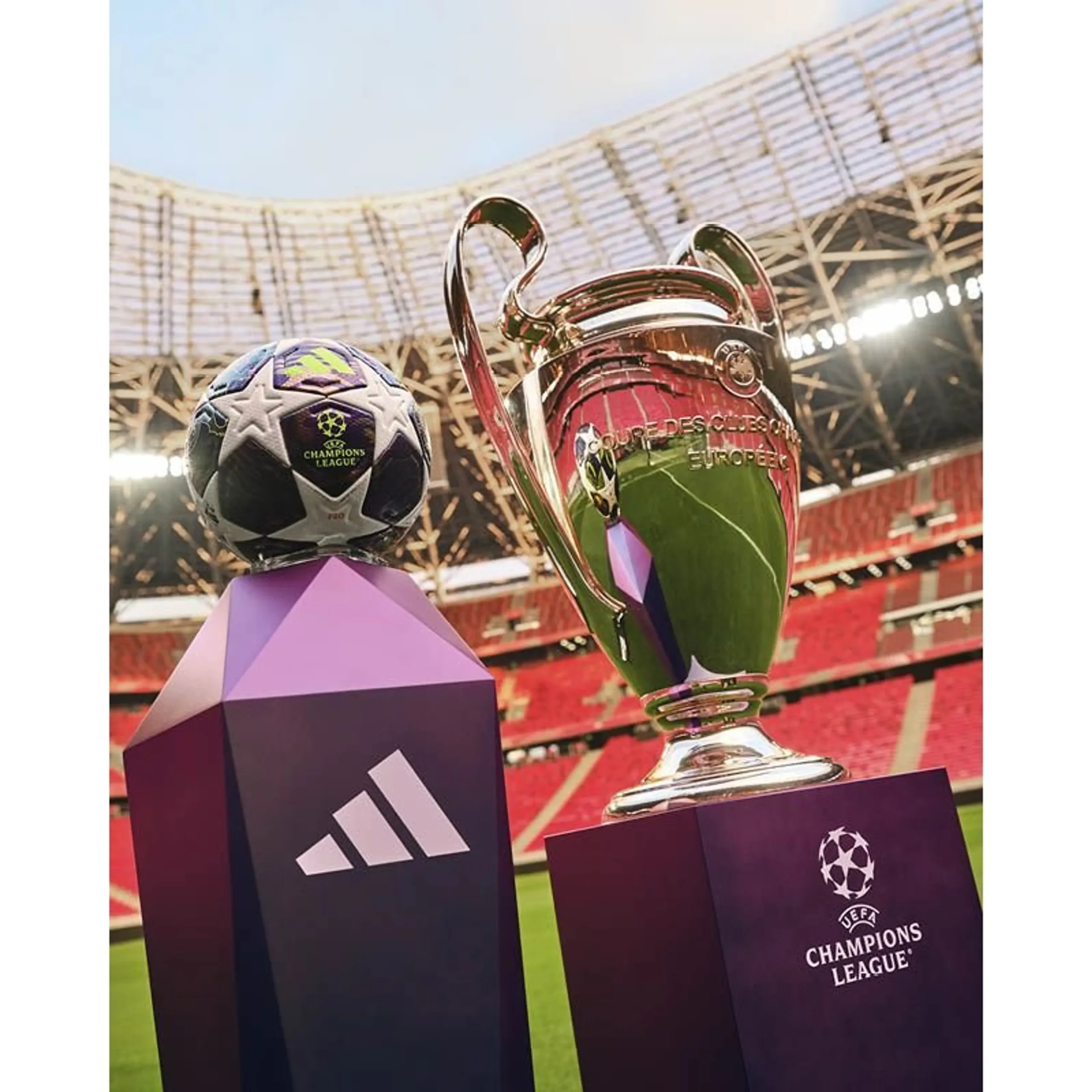 Adidas Luncurkan Bola Resmi Babak Gugur Liga Champions 2025-2026