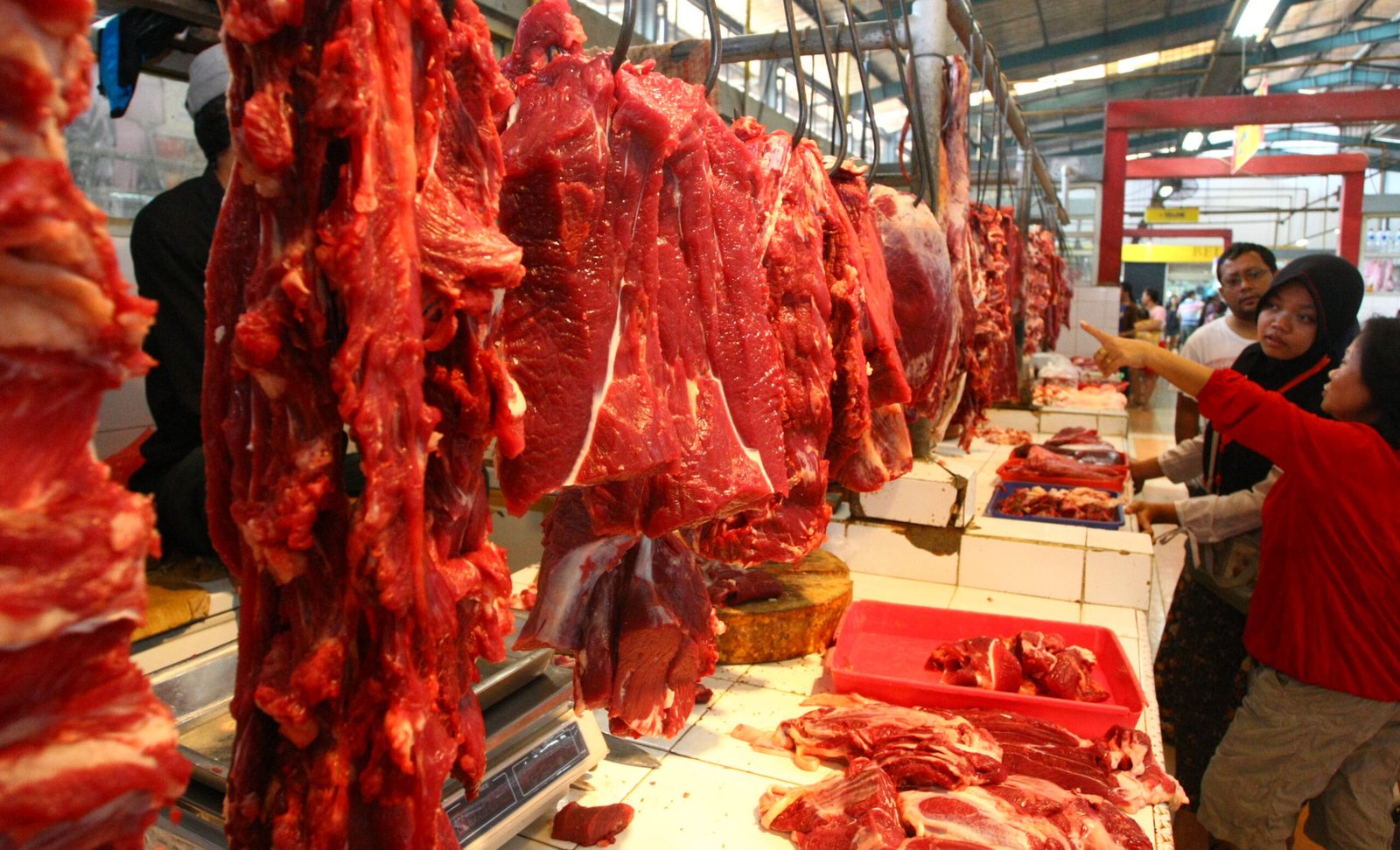 Harga Daging Sapi Rp137.867/kg dan Telur Rp30.725/kg di Hari ke-7 Puasa