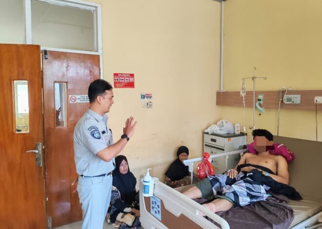 Perkuat Pelayanan Lebaran 2026, Jasa Raharja Watampone Lakukan Kunjungan Korban di RSUD Tenriawaru