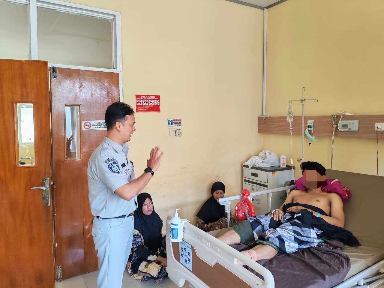 Perkuat Pelayanan Lebaran 2026, Jasa Raharja Watampone Lakukan Kunjungan Korban di RSUD Tenriawaru