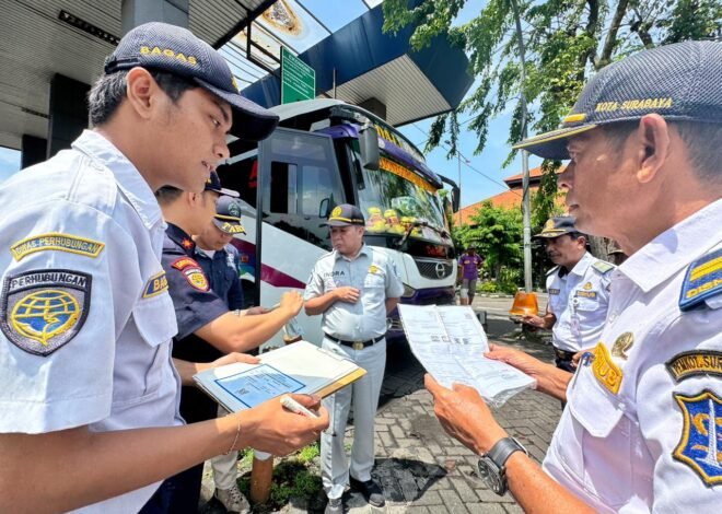 Tingkatkan Keselamatan Transportasi, Dinas Perhubungan dan Jasa Raharja Surabaya Gelar Rampcheck Angkutan Umum