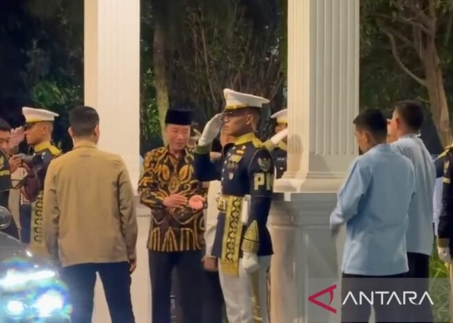 Jokowi dan Gibran Satu Mobil Usai Hadiri Silaturahmi Nasional Bersama Prabowo