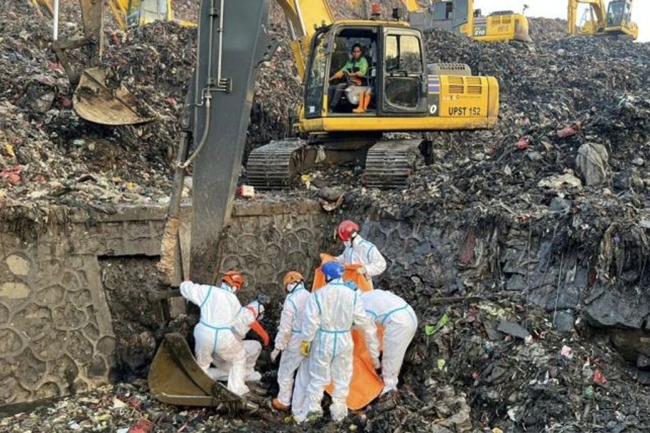 TPST Bantargebang: SAR Akhiri Pencarian Korban Longsor Setelah Semua Ditemukan