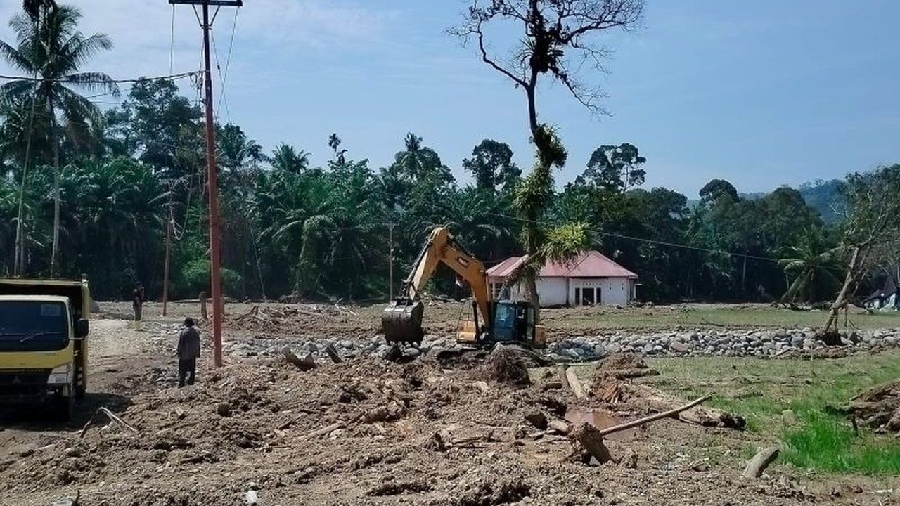 Agam Terima Rp28,3 Miliar dari Kementan untuk Pemulihan Sawah Pasca Banjir