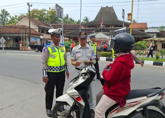 Tingkatkan Kepatuhan, Operasi Gakum di Srandakan Sasar Pengendara di Jalur Strategis 