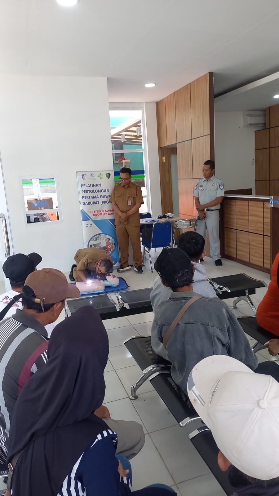 Jasa Raharja Cabang Sukabumi dan RSUD Pagelaran Cianjur Gelar PPGD dan MUKL di Samsat Cibinong Cianjur Tingkatkan Keselamatan Masyarakat