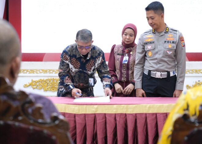 Tim Pembina Samsat Teken Integritas Pelayanan Samsat Sebagai Komitmen Optimalisasi Pendapatan 