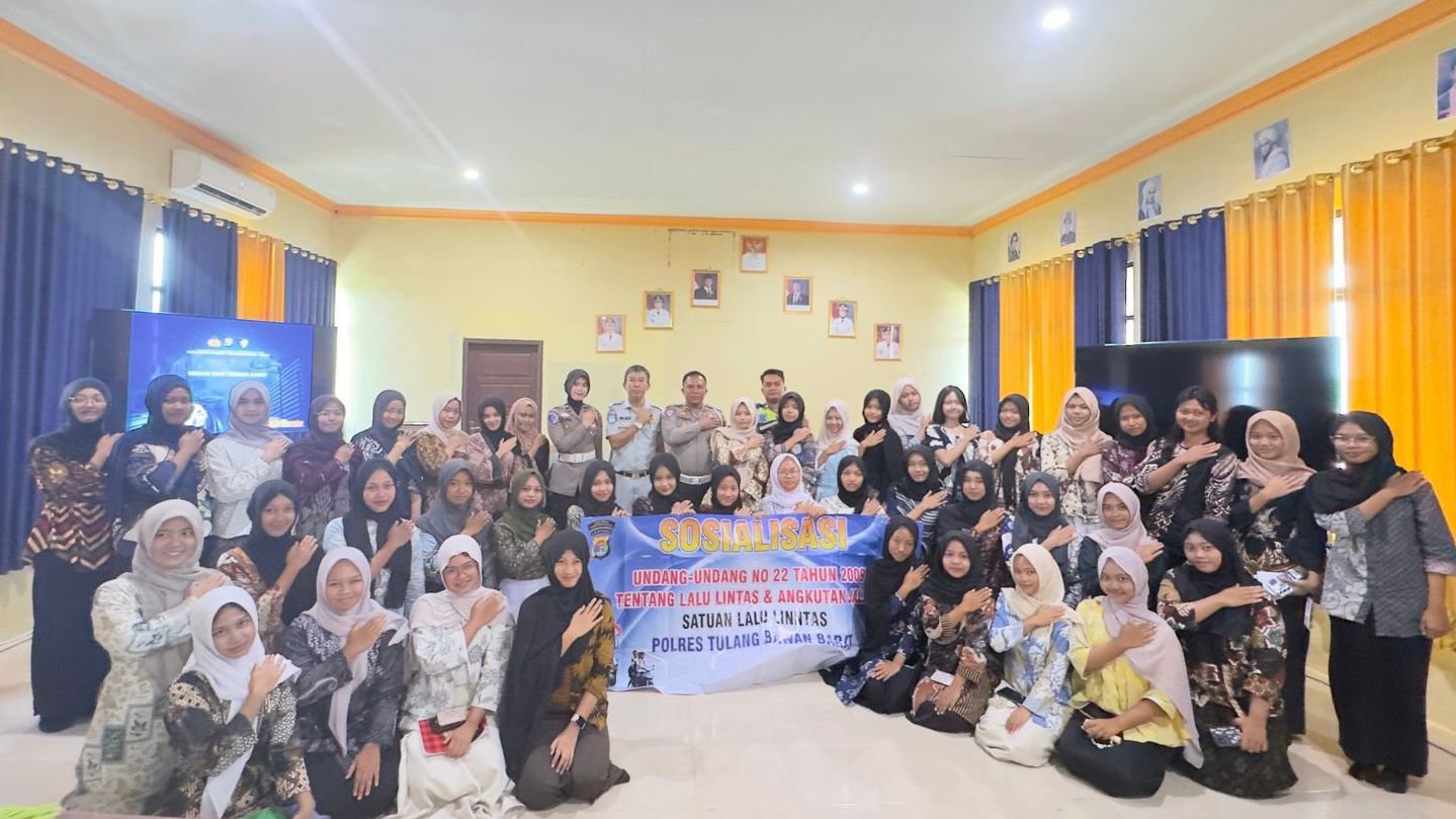 Tingkatkan Kesadaran Pelajar, Jasa Raharja Cabang Kotabumi Gelar Edukasi Keselamatan Lalu Lintas di SMAN 1 Tumijajar