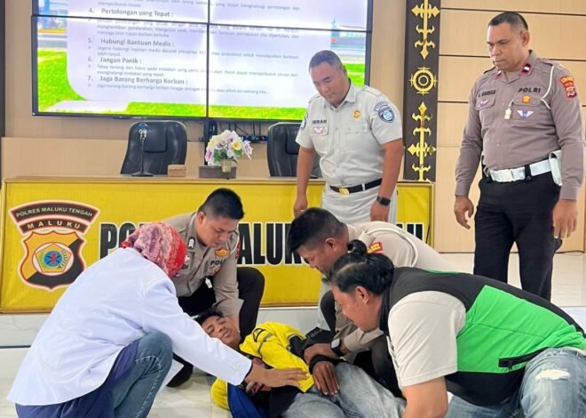 Jasa Raharja Bersama Satlantas Polres Maluku Tengah Gelar Pelatihan PPGD bagi Driver Ojek Online di Kota Masohi