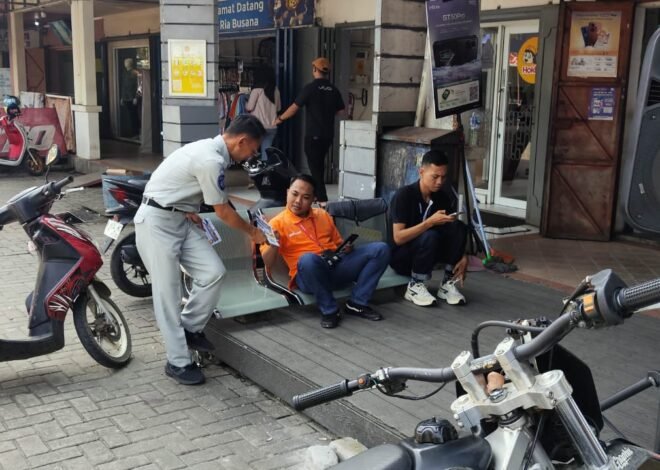 Setelah Tempat Penitipan Motor, Jasa Raharja Kanwil Banten Bersama Bapenda Kabupaten Lebak Gencar Melanjutkan Penyebaran Flyer di Pusat Perbelanjaan
