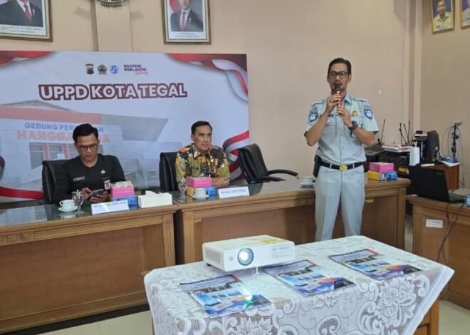 Tim Pembina Samsat Kota Tegal Gelar Sosialisasi Kepatuhan Pajak Kendaraan dan Penandatanganan Perjanjian Kerja Sama Pembayaran Pajak Kendaraan Bermotor Melalui Program Samsat Budiman Bersama KKMP