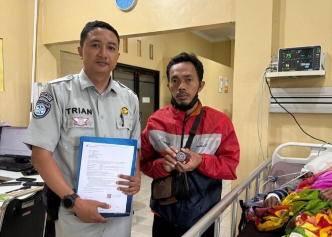 Jasa Raharja Cabang Malang Serahkan GL dan Sopeskes kepada Korban Laka Lantas di RS Mitra Delima