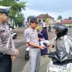 Tim Pembina Samsat Pelaihari Sasar Pengguna Jalan, Edukasi Pajak dan Gebyar Emas Digencarkan