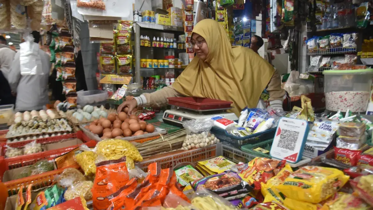 Update Harga Pangan Senin: Cabai Rawit Tembus Rp62.300, Telur Rp35.150 per Kg