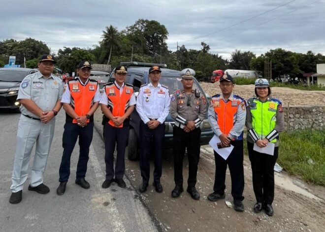 Jasa Raharja Bersama Dishub dan Satlantas Polres Toba Gelar Operasi Gabungan Keselamatan Lalu Lintas di Balige